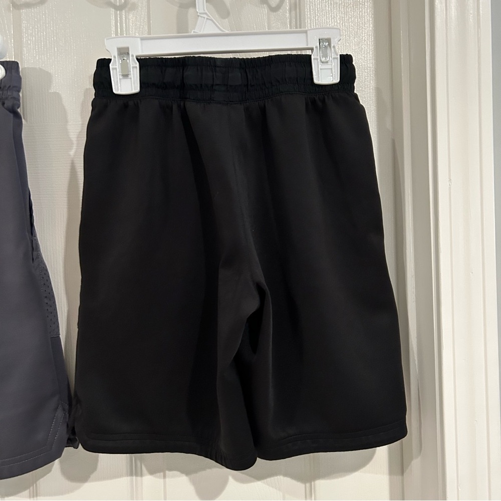 Russell Youth Boys Athletic Activewear Shorts Set Sz L 10/12 Black Gray Pockets - Picture 7 of 15